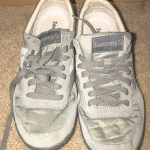 Relist! Gray Saucony Trainers / Sneakers